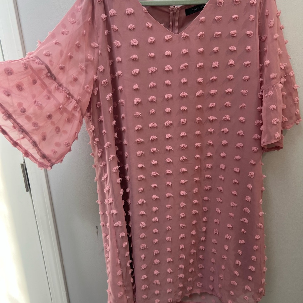 Elegant Pink Textured Women's Top